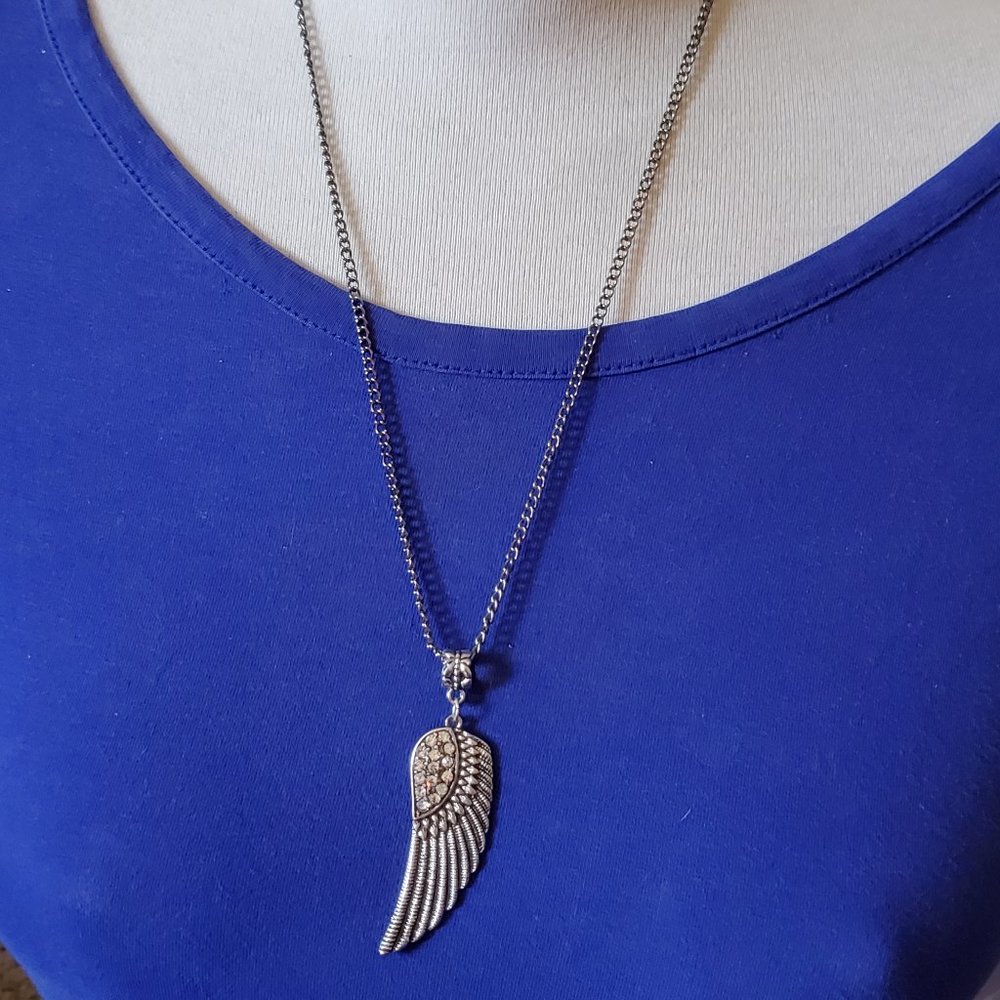 22" Gunmetal Rhinestone Angel Wing Necklace Tony Alexander Jewelry Artisan Style